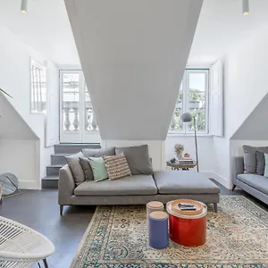 Principe Real Charming Garden View Flat At The Heart Of Apartment Lisbon